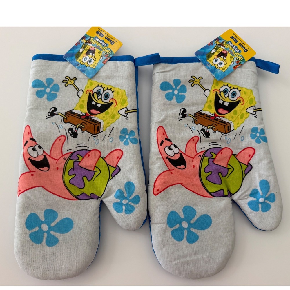 Nickelodeon SpongeBob SquarePants Oven Mitt Set SpongeBob Patrick Star 2 Pack